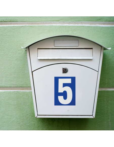 Plaque de signalisation 5, marquage blanc sur fond bleu, panneau PVC adhésif, 65x90mm - THIRARD Signalétique