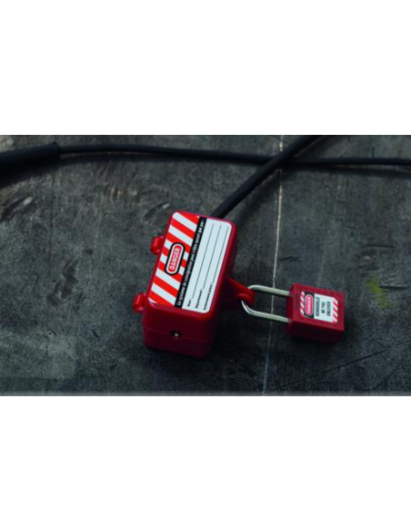 Consignation pour prise 220v, verrouillage par 1 cadenas - THIRARD Consignation électrique